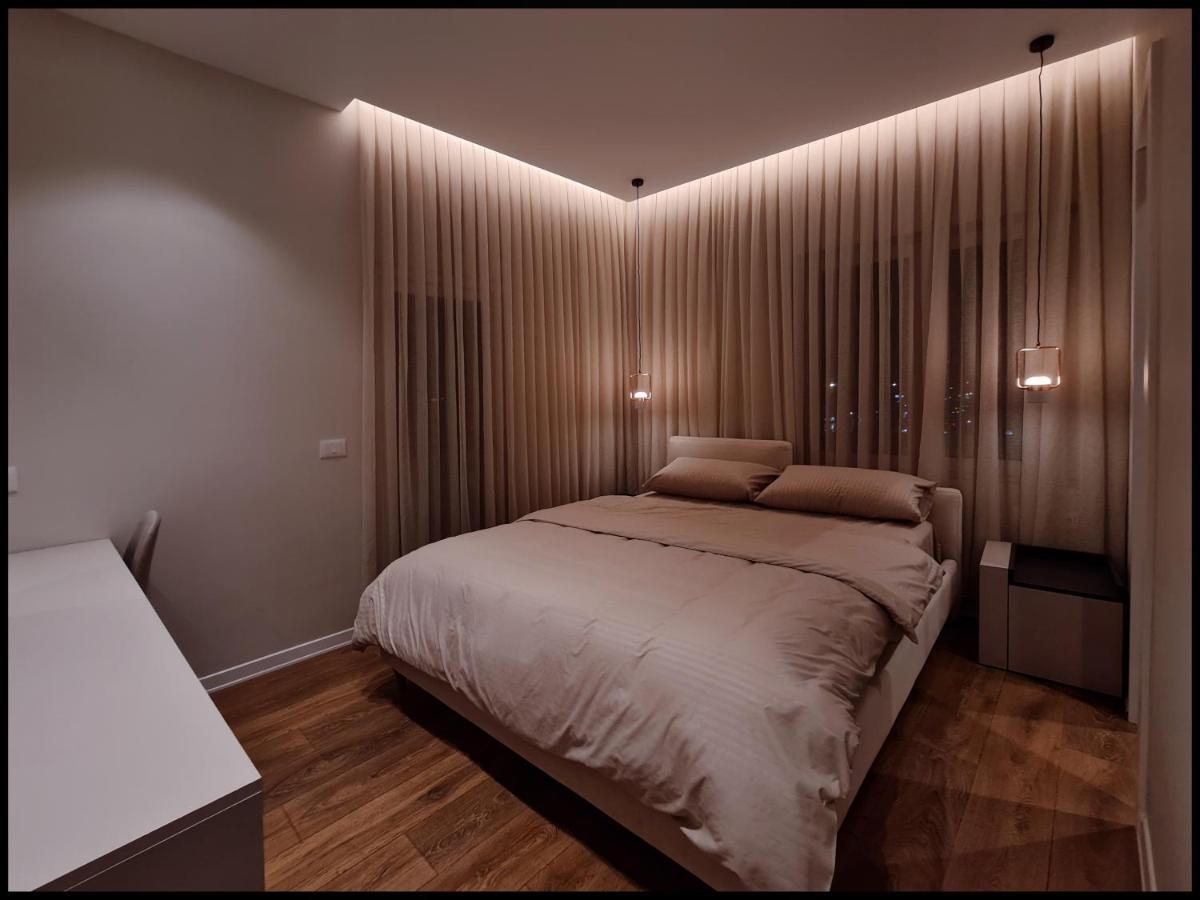 Adore - Modern Apartment ติรานา ภายนอก รูปภาพ