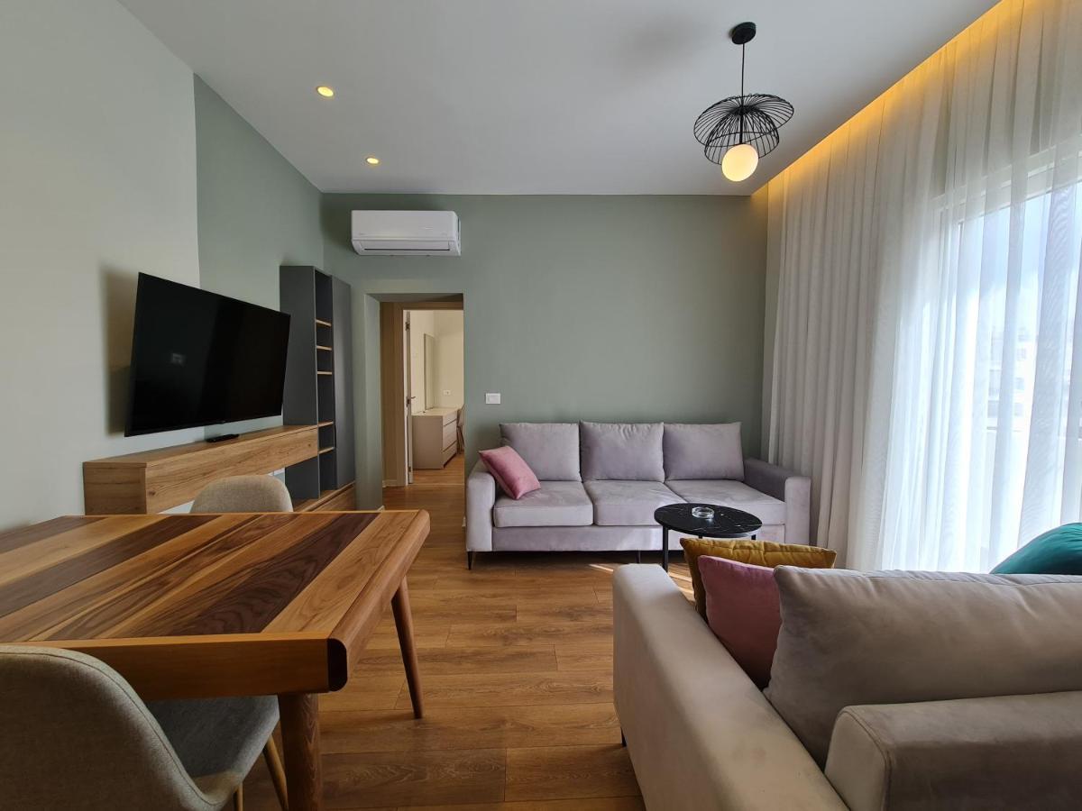 Adore - Modern Apartment ติรานา ภายนอก รูปภาพ