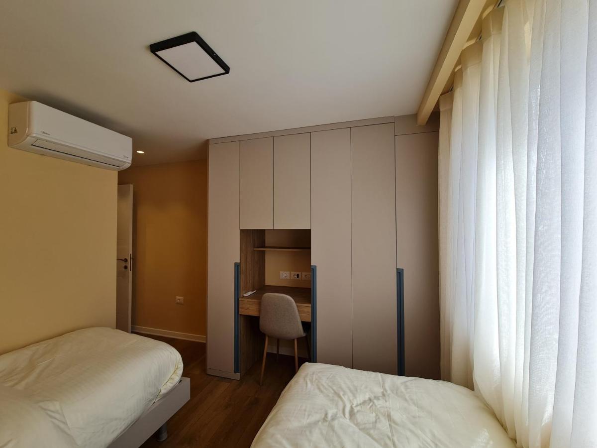 Adore - Modern Apartment ติรานา ภายนอก รูปภาพ