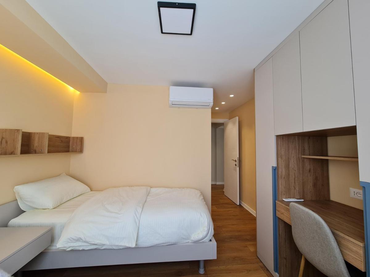 Adore - Modern Apartment ติรานา ภายนอก รูปภาพ